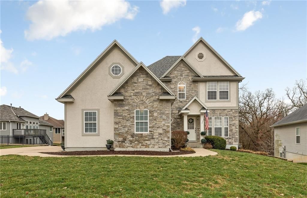 203 Fairway Drive — photo 3
