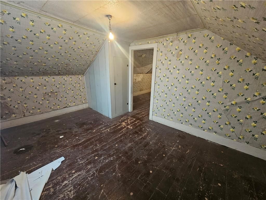 302 E Bird Street — photo 18