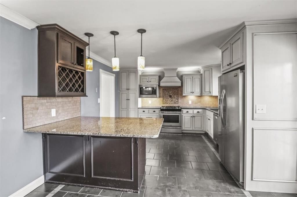 810 NE Chestnut Street — photo 10