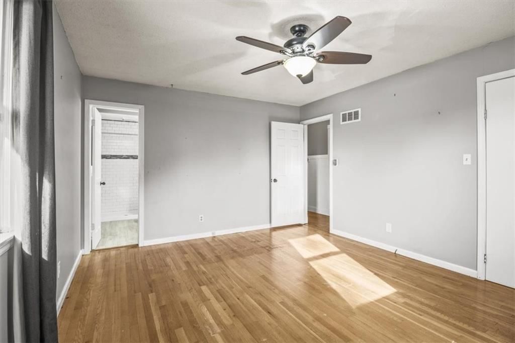 810 NE Chestnut Street — photo 15