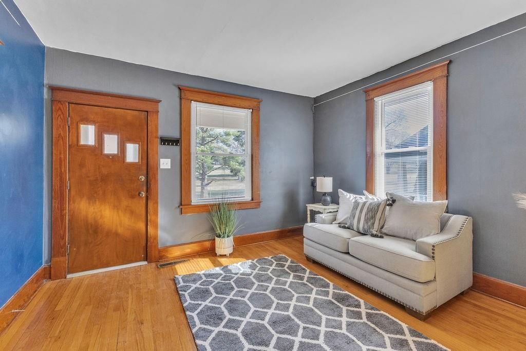 3020 Faraon Street — photo 5