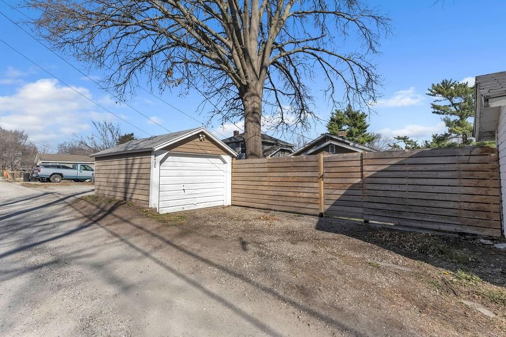 3020 Faraon Street — photo 33