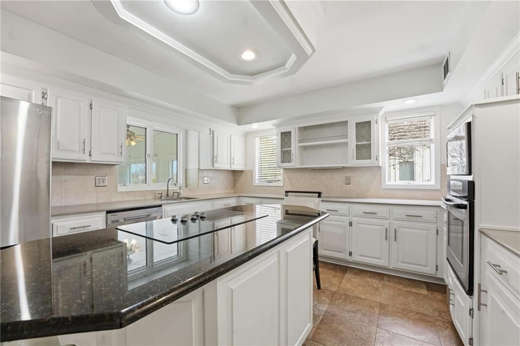 5118 N Monroe Avenue — photo 28