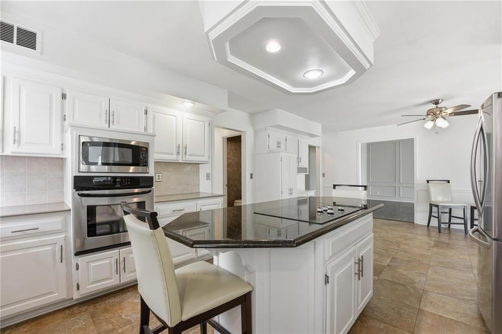 5118 N Monroe Avenue — photo 30