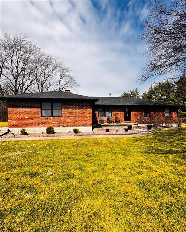 26408 E 227th Street, Harrisonville, MO
