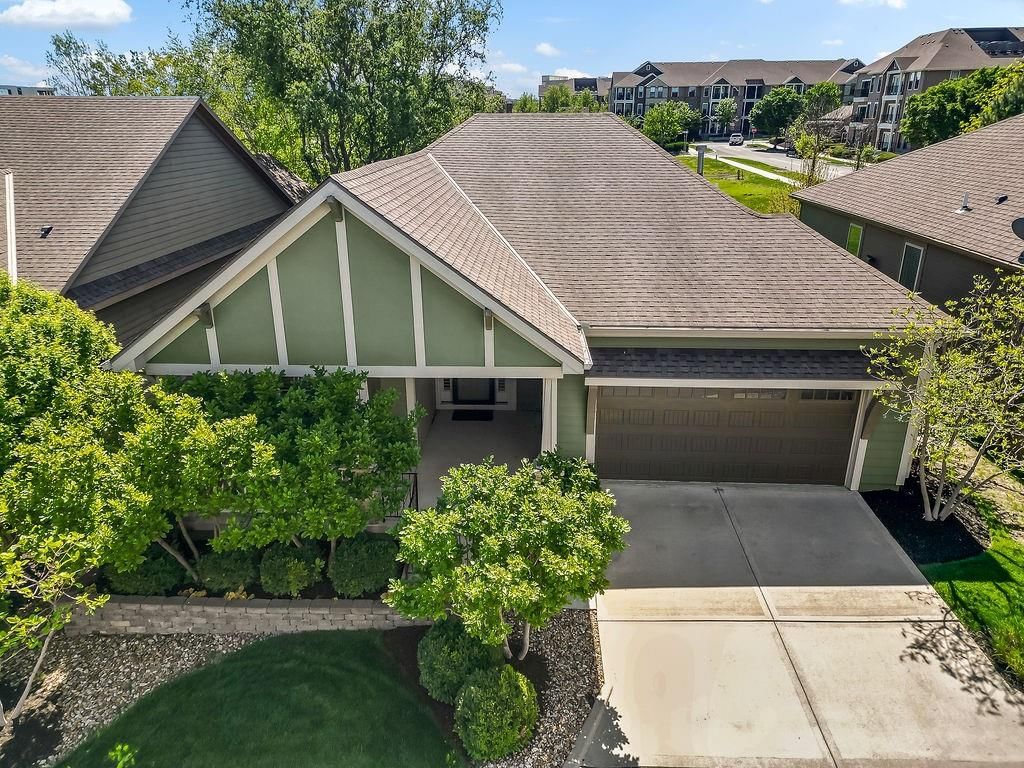 8539 Barstow Street — photo 32
