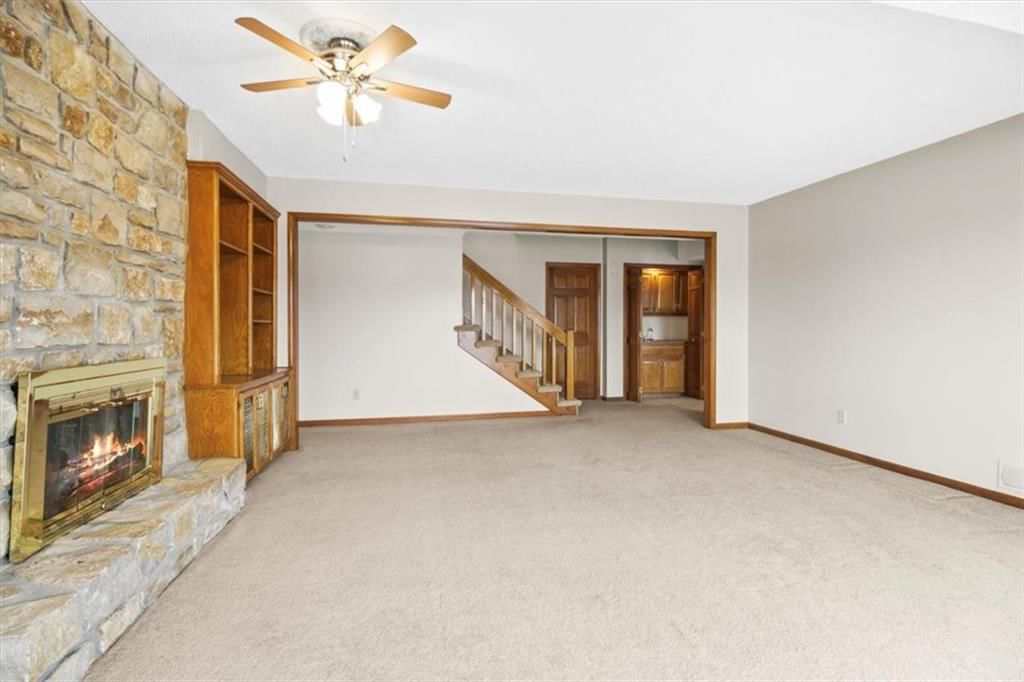 611 NE La Costa Street — photo 28