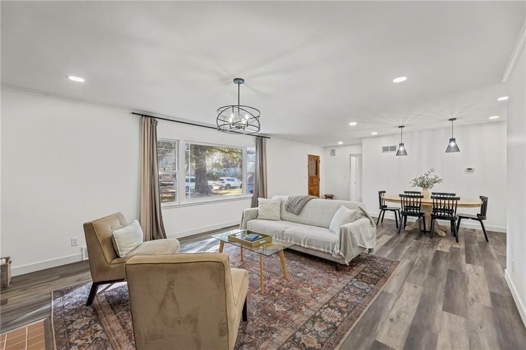 227 W 2nd Street — photo 16