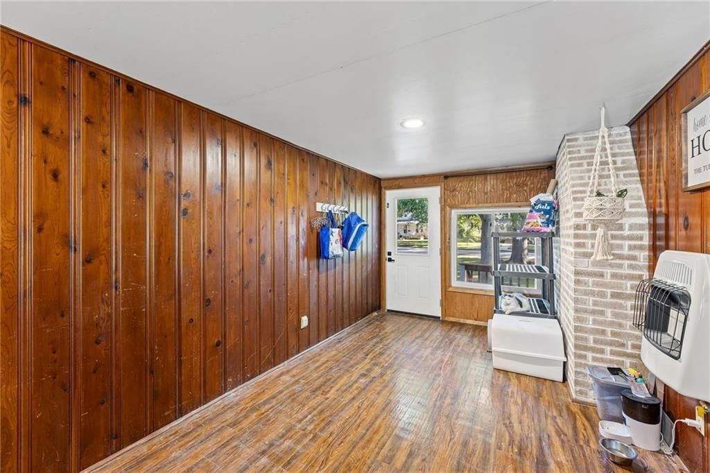 227 W 2nd Street — photo 25