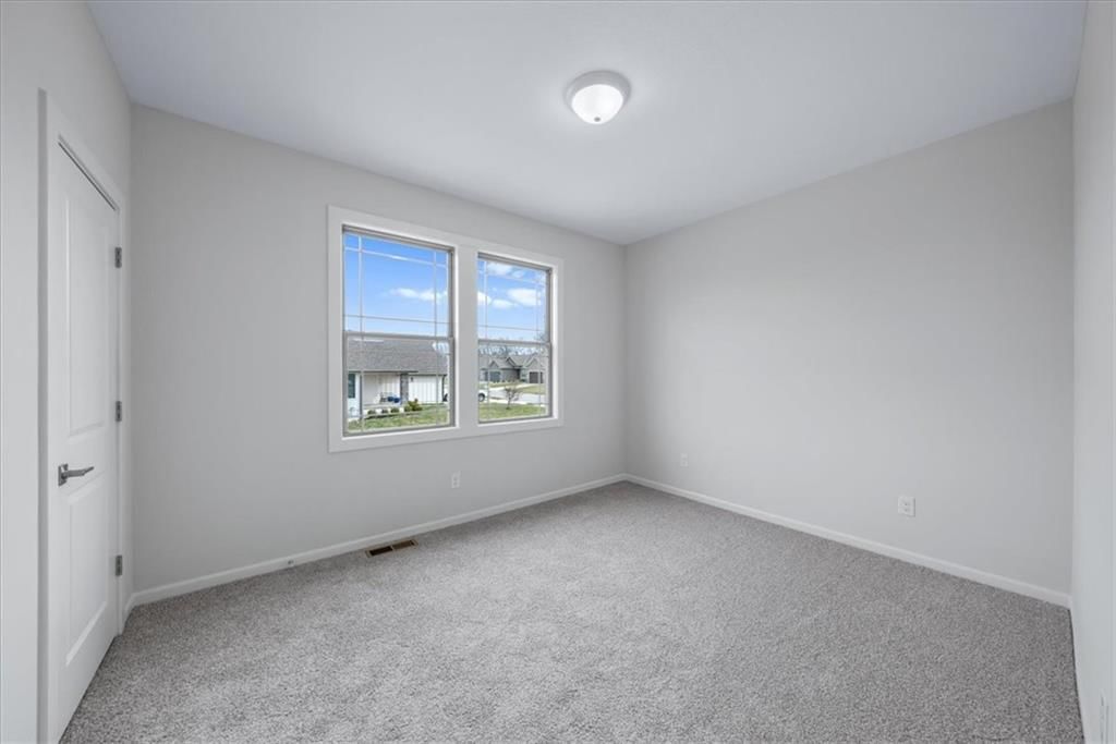 205 NE Hoot Owl Street — photo 16