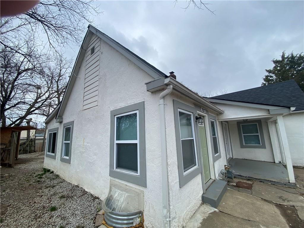 2527 Nebraska Avenue — photo 2