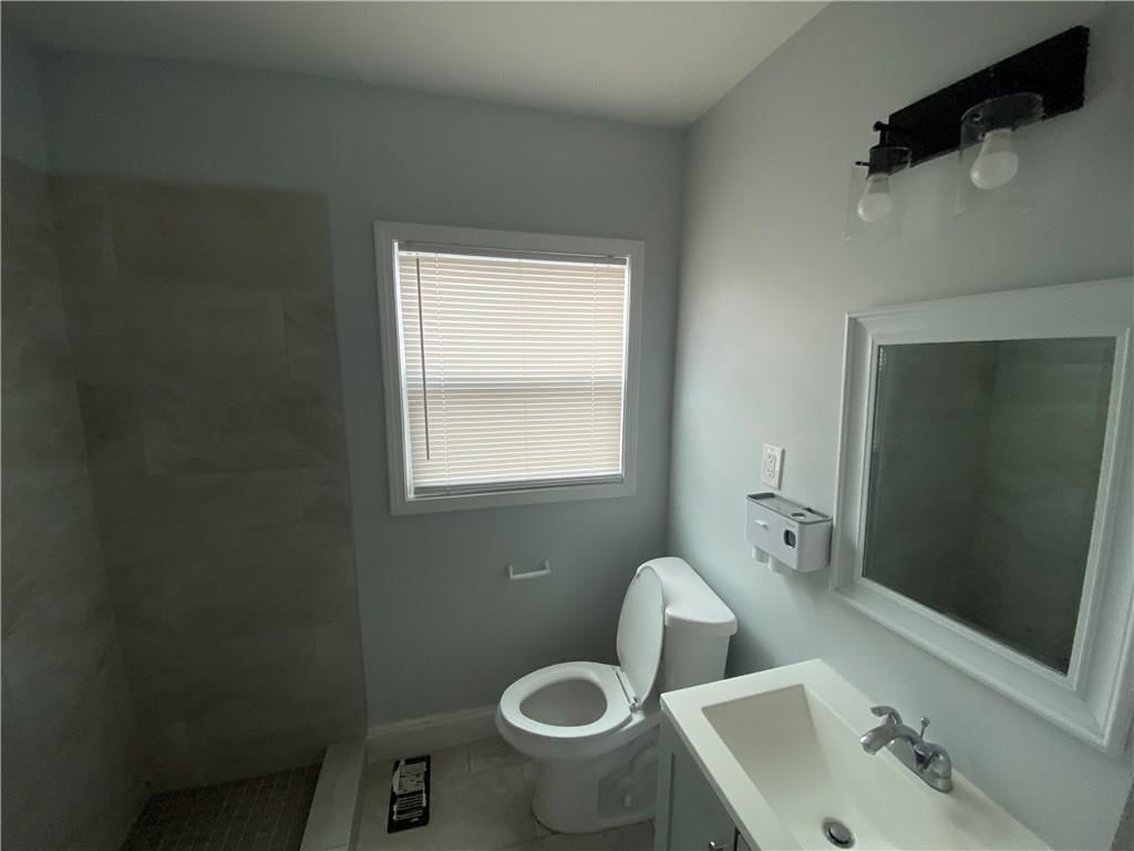 2527 Nebraska Avenue — photo 15