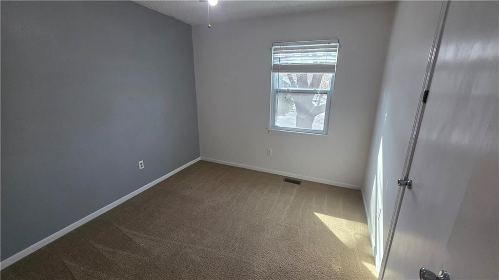 807 Conistor Lane — photo 8