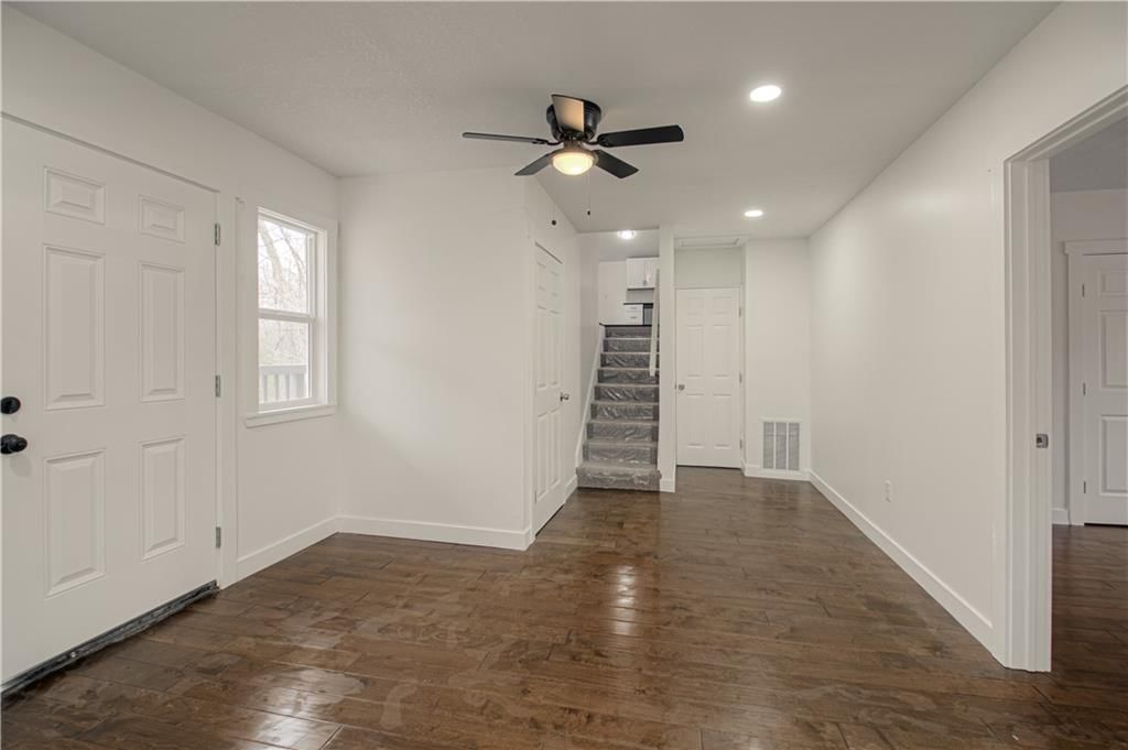 6000 NE 52nd Street — photo 17