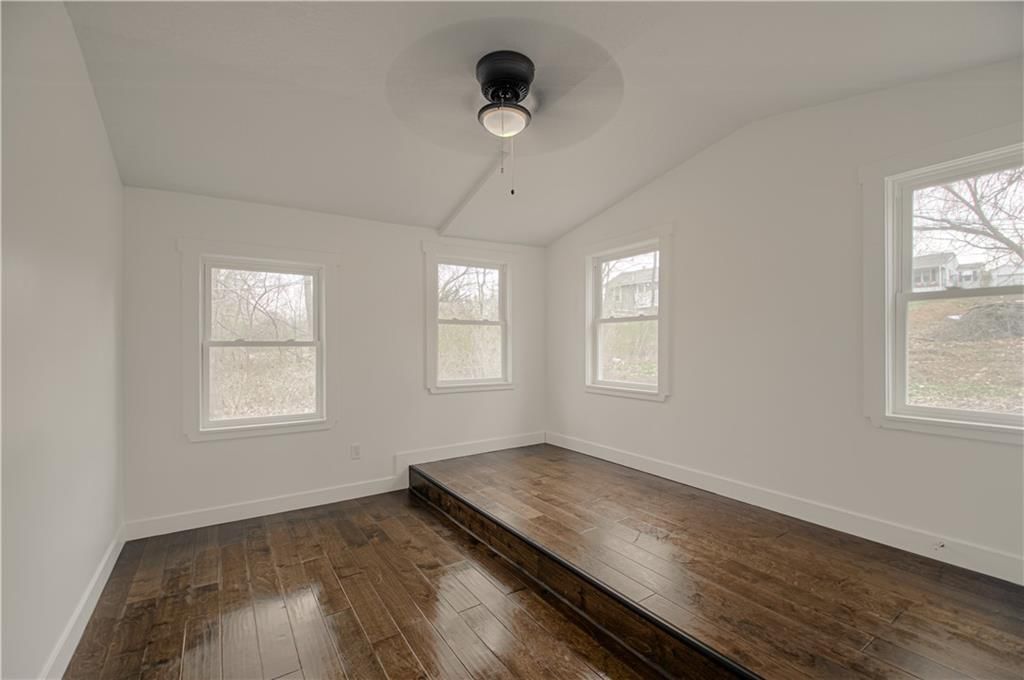 6000 NE 52nd Street — photo 18