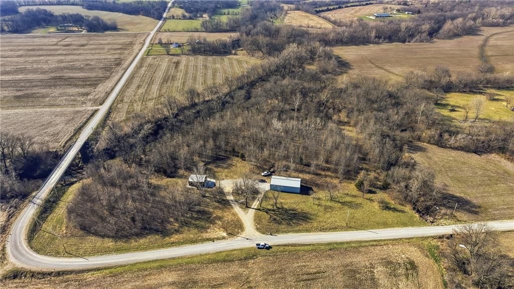 4919 Old Stage Road, Higginsville, MO