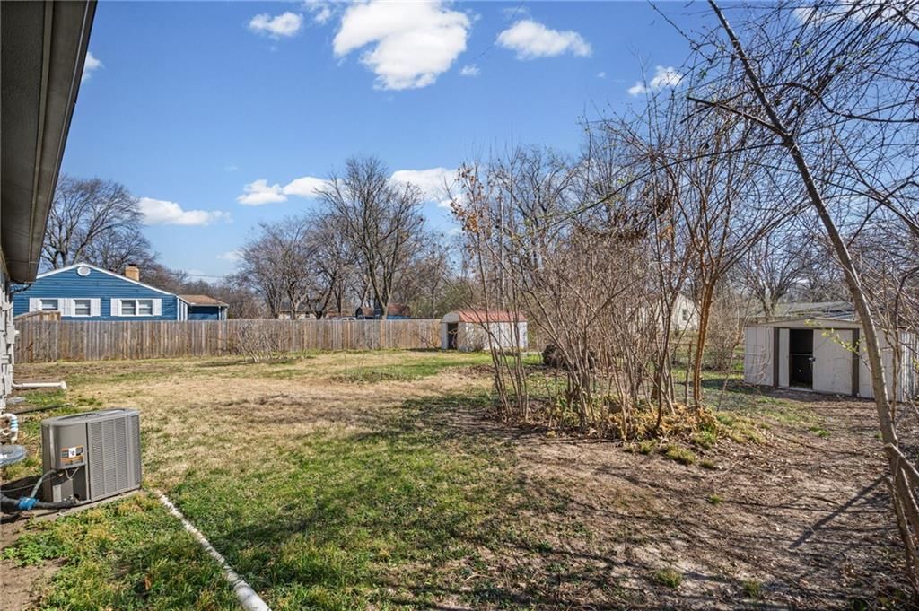 4515 Norwood Avenue — photo 31