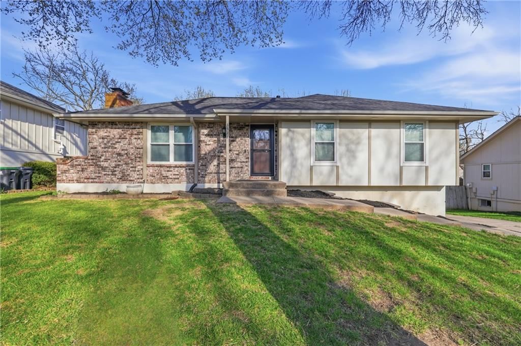 3521 NE Stanton Street, Lee's Summit, MO