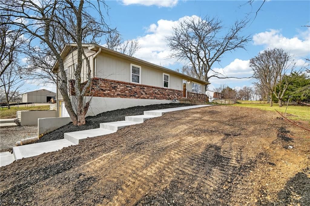 23718 S State Route 291 Highway — photo 5