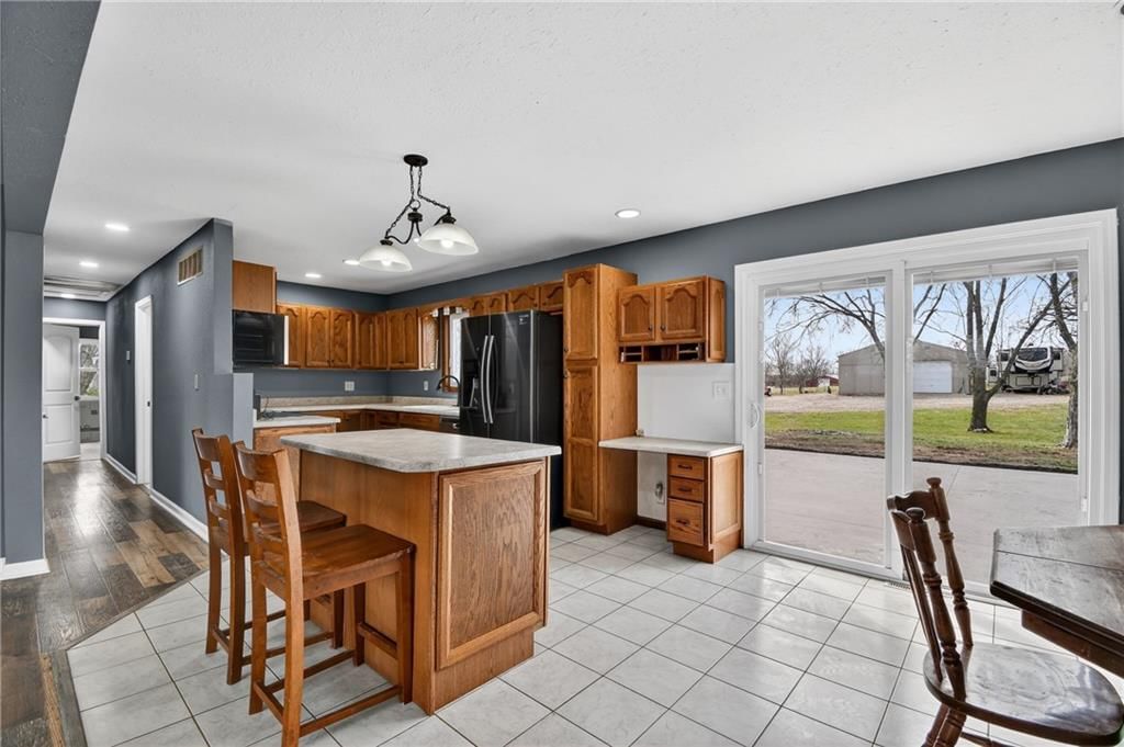 23718 S State Route 291 Highway — photo 17