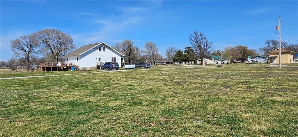103 S Delange Road — photo 32