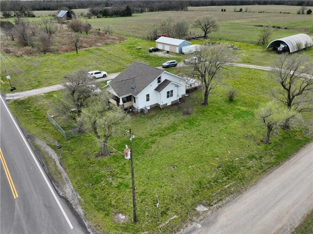 103 S Delange Road — photo 36