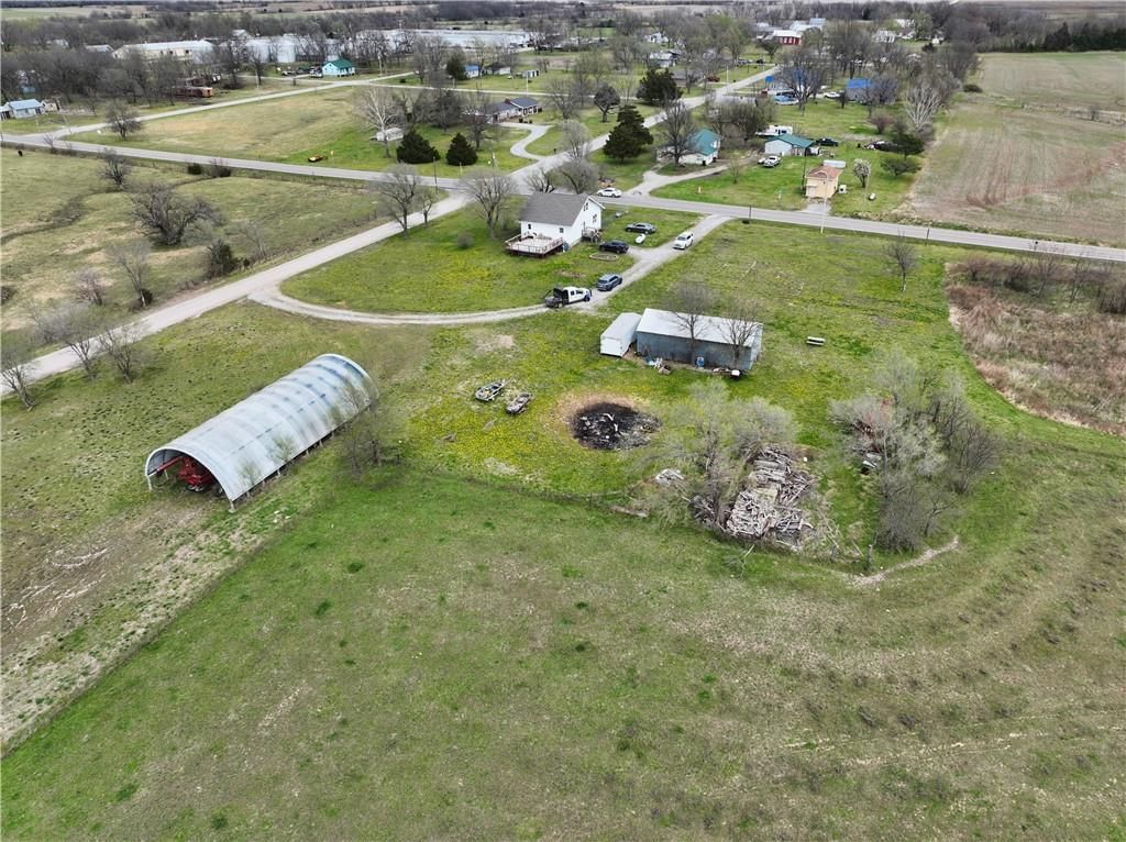103 S Delange Road — photo 37