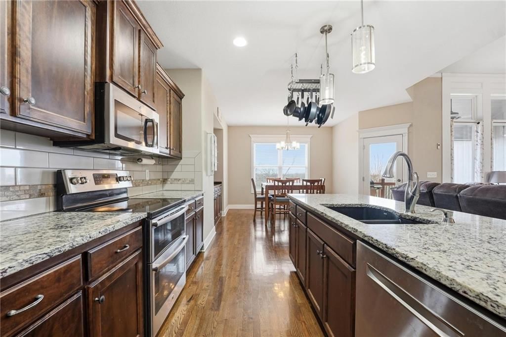 909 SE Forest Ridge Court — photo 11