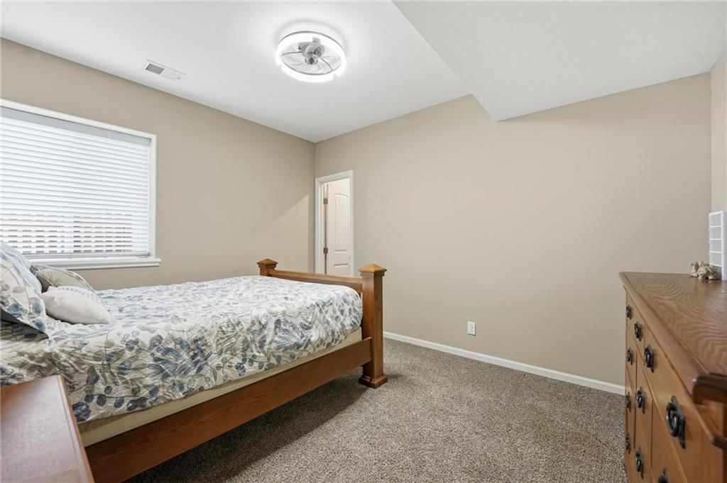 909 SE Forest Ridge Court — photo 38