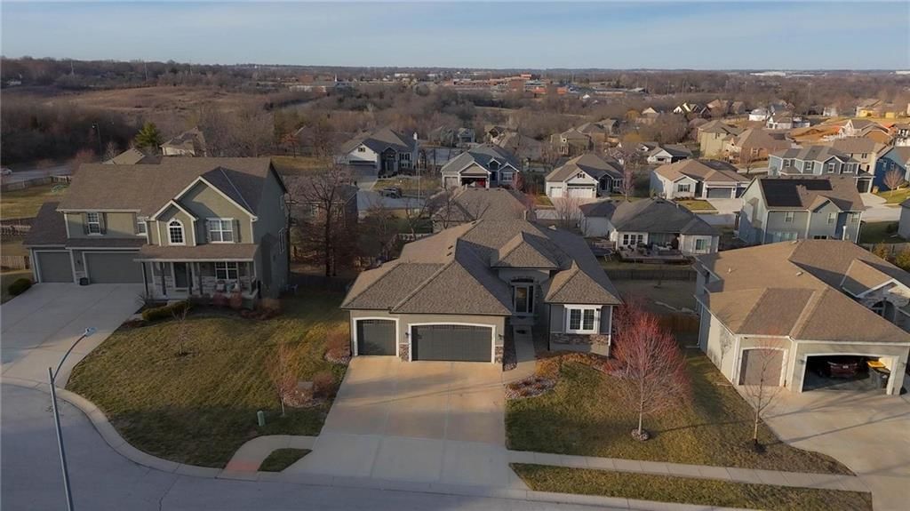 909 SE Forest Ridge Court — photo 49