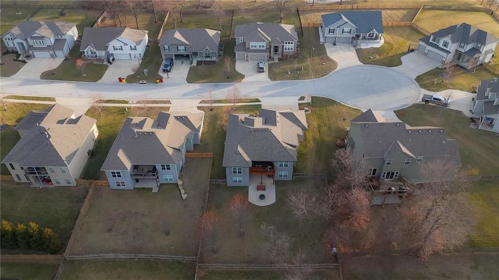 909 SE Forest Ridge Court — photo 52