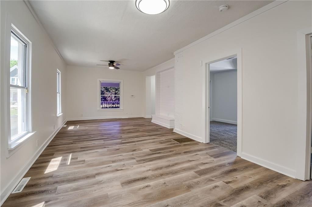 217 N VALLEY Street — photo 5