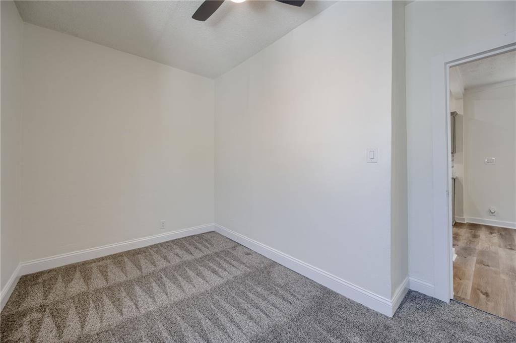 217 N VALLEY Street — photo 18