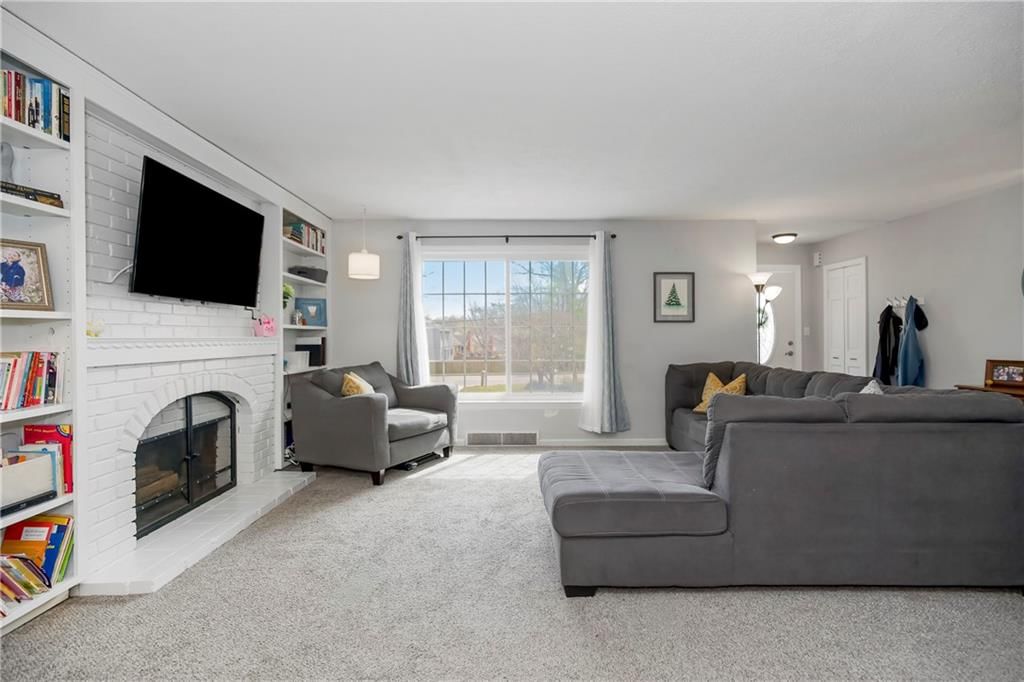 1804 W Liberty Drive — photo 9