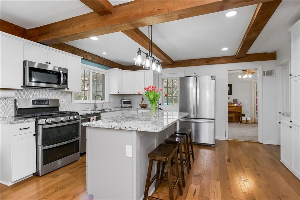 1804 W Liberty Drive — photo 14