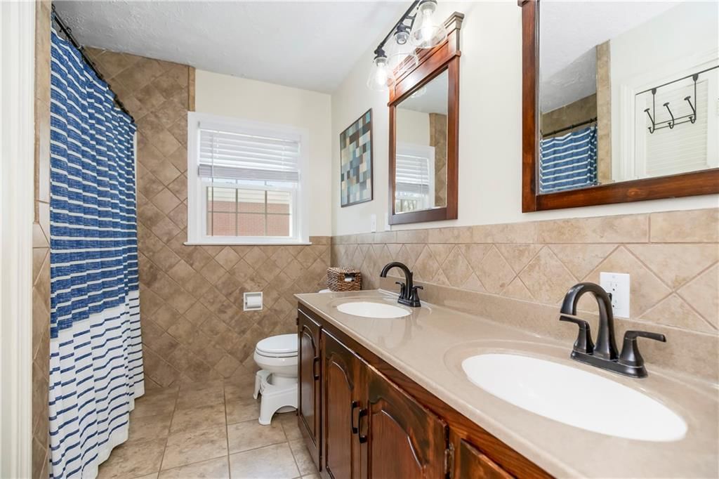 1804 W Liberty Drive — photo 23