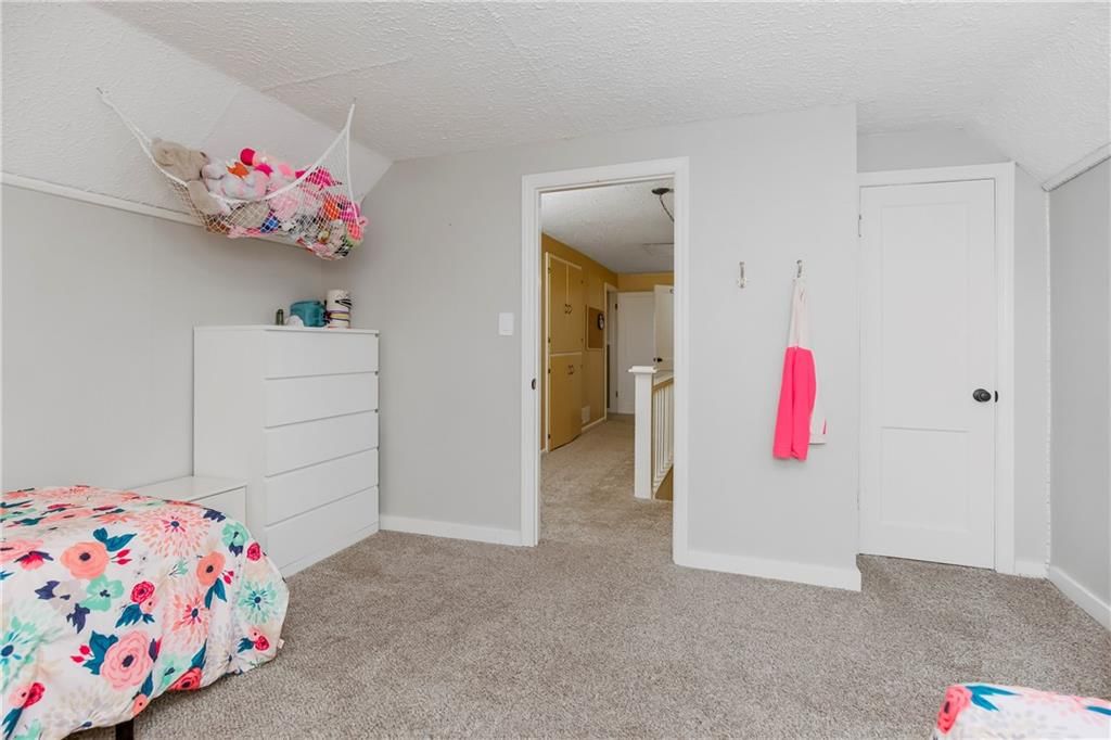 1804 W Liberty Drive — photo 27