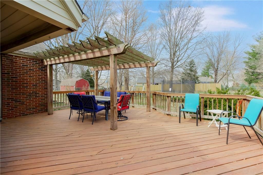 1804 W Liberty Drive — photo 33