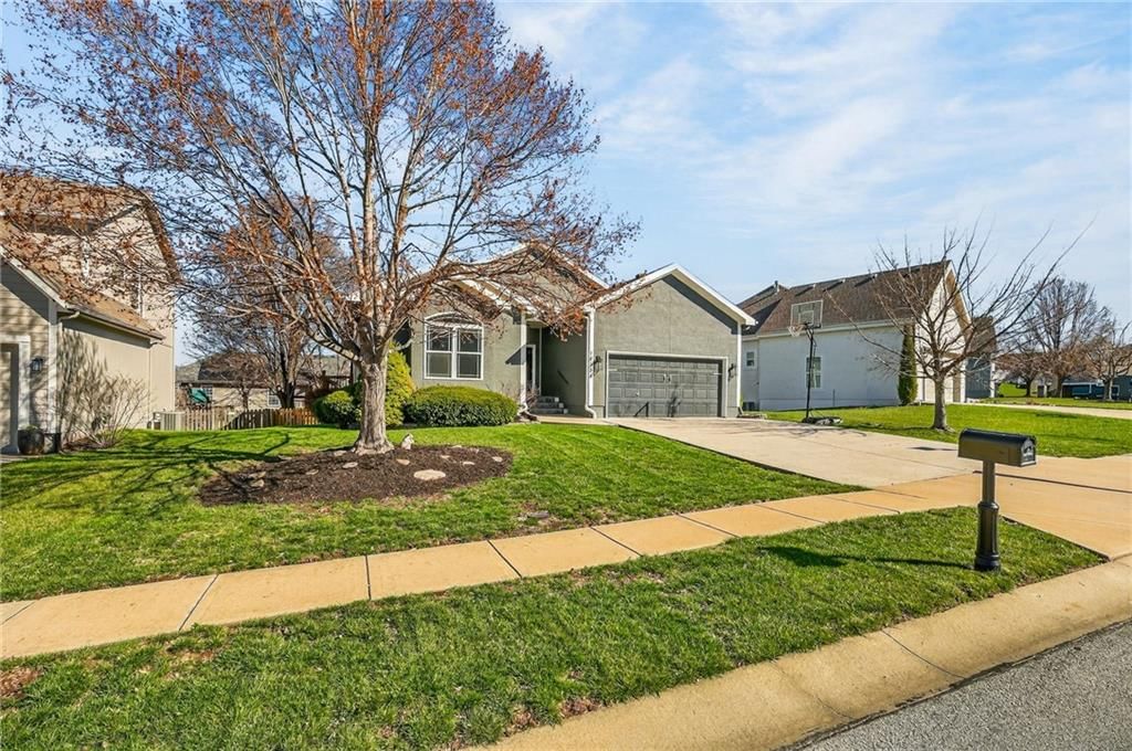 14234 W 155 Street — photo 3