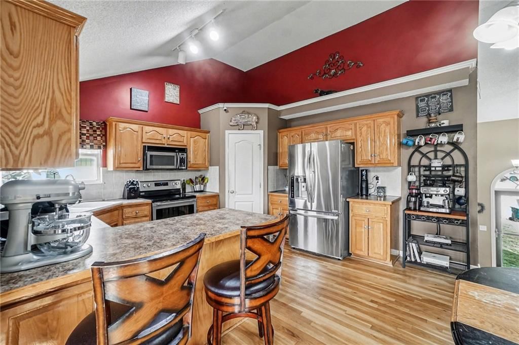 8528 N AVA Avenue — photo 8