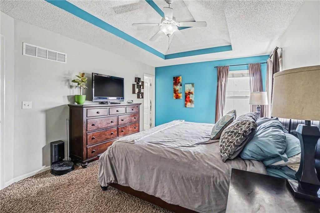 8528 N AVA Avenue — photo 13