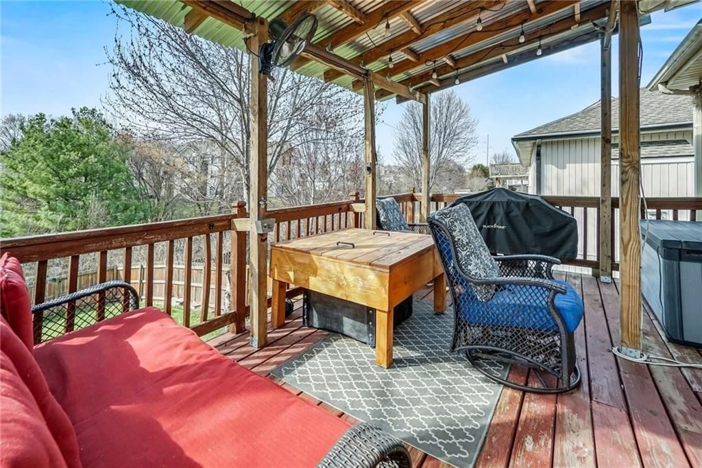 8528 N AVA Avenue — photo 27