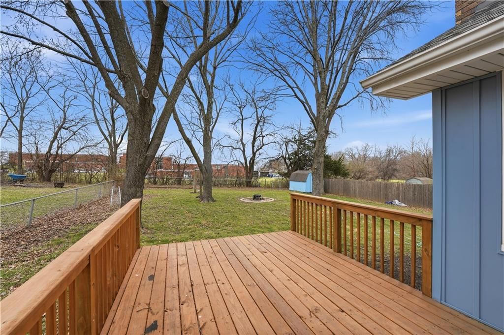1202 SW Walnut Street — photo 42