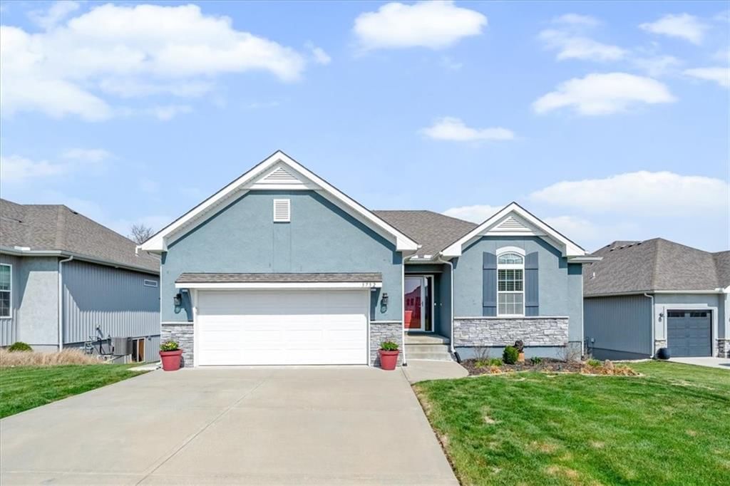 3732 NW 96th Place, Kansas City, MO