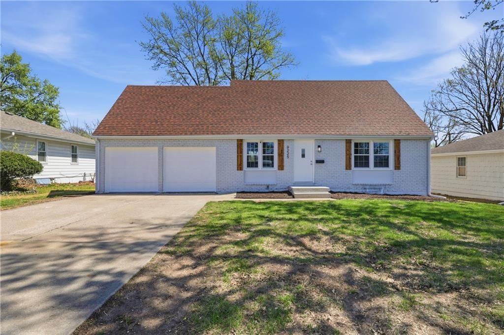 9225 Eastern Avenue, Kansas City, MO