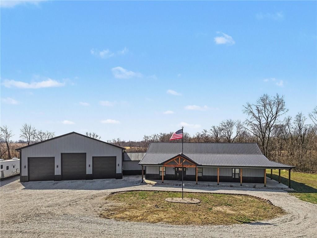 1407 Burnside Avenue, Plattsburg, MO