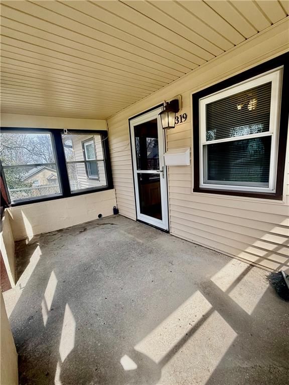 2319 S Hawthorne Avenue — photo 4