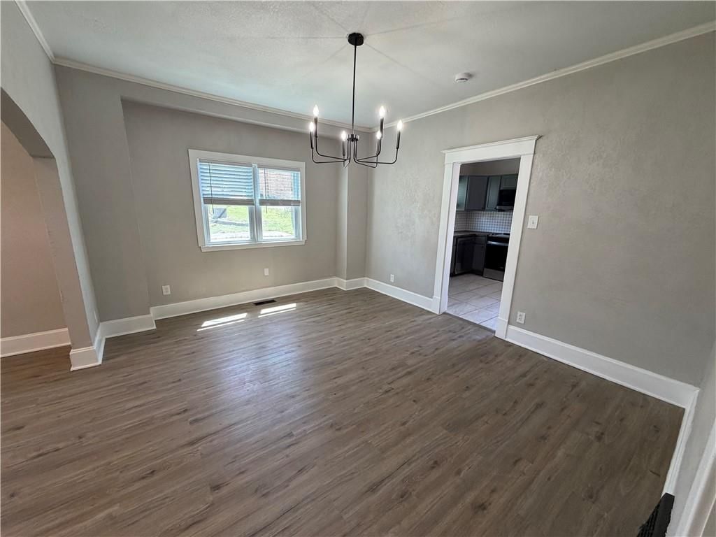 208 N Camden Street — photo 6