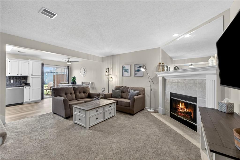 5583 Sunrise Meadow Lane — photo 7