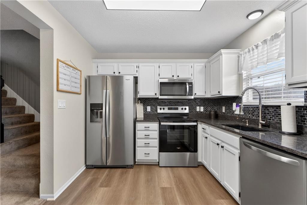 5583 Sunrise Meadow Lane — photo 14